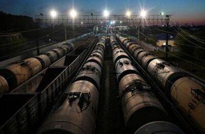 Индийские нефтепереработчики ведут переговоры о заключении 6-месячного соглашения об импорте российской нефти - Reuters