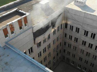 Оккупанты ночью обстреляли жилые дома и больницу в Харькове, ранен один человек – ГСЧС