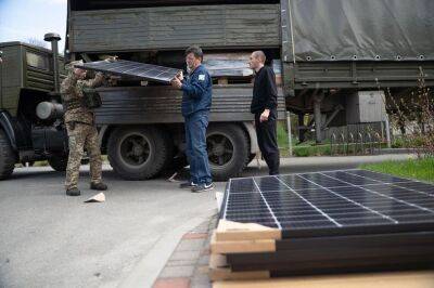 Маск передал Украине аккумуляторы Tesla Powerwall и солнечные панели