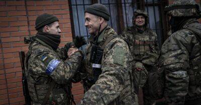 Вернулись домой 14 человек: Украина и Россия провели обмен пленными, — Верещук