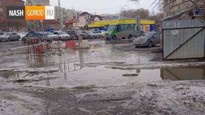 Улицы города Тюмени постепенно превращаются в огромные лужи