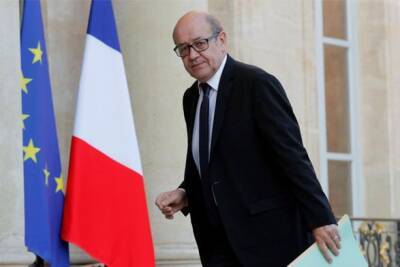 Франция высылает 35 российских дипломатов