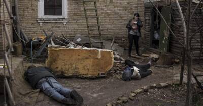 Прокуратура обнаружила в Буче пыточную и тела замученных мирных жителей (фото)