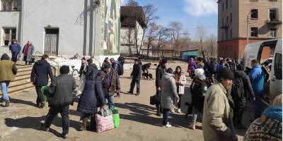 Сегодня в Украине будут работать семь гуманитарных коридоров — список и маршруты