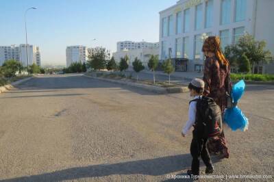 В школах Туркменистана сохраняются антиковидные меры и укороченный режим обучения