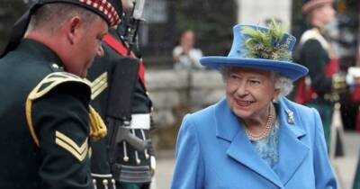 Королева Елизавета II перенесет встречи в свой дворец из-за проблем со здоровьем