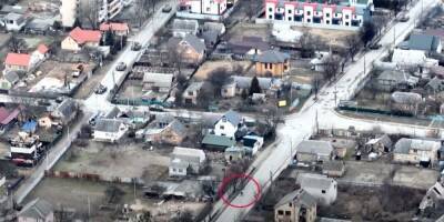 Обнародовано видео, как российская БМД расстреливает мирного жителя в Буче