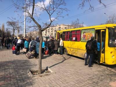 "Пока есть возможность – спасайте ваших детей!" Гайдай призвал жителей Луганской области эвакуироваться