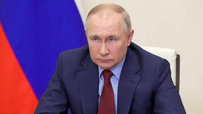 Путин указал на попытки Запада создать в РФ проблемы с продовольствием