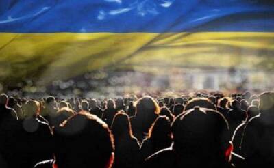 Социологи выяснили отношение украинцев к вступлению в НАТО и ЕС
