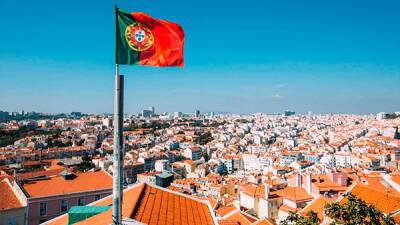 Португалия высылает 10 сотрудников посольства России