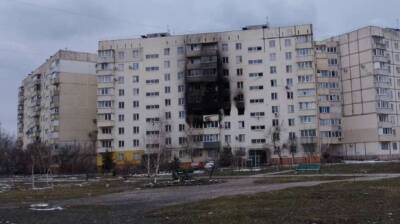 В Мариуполе российские палачи сжигают тела замученных и убитых жителей города