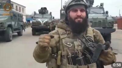 Рыцари недоделанные: тик-ток войска Кадырова устроили бой на мечах, кадры
