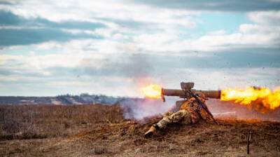 Донбасс: украинские защитники уничтожили 22 единицы техники и 2 самолета россиян