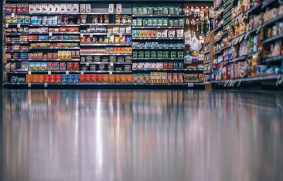Магазины стали отменять ограничения по продаже гречки, сахара и других товаров в одни руки