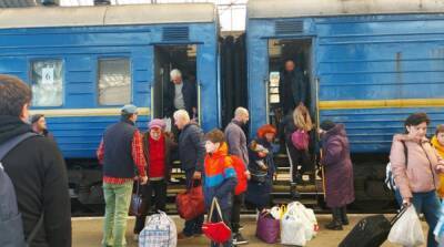 Сегодня в Украине работают 10 гуманитарных коридоров
