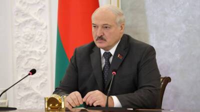 Лукашенко хочет влезть в переговоры РФ и Украины относительно войны