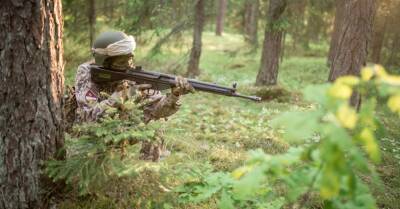 11 латвийцев подали заявки, чтобы воевать в Украине. Минобороны призывает добровольцев серьезно оценить свои навыки