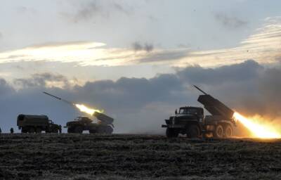 Военный эксперт дал прогноз, когда начнется новая фаза наступление РФ на Востоке Украины