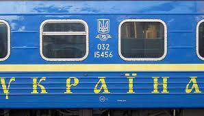 Усиленная эвакуация: С Луганщины и Донетчины 9 апреля отправятся сразу 11 спецпоездов
