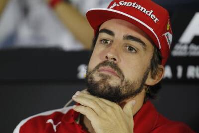 Алонсо попал в аварию в квалификации Гран-при Австралии