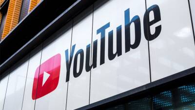 Захарова: Youtube "подписал себе приговор"