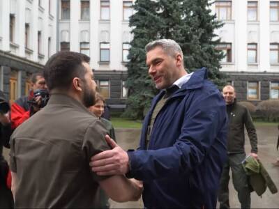 В Украину прибыл канцлер Австрии, он встречается с Зеленским