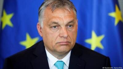 Пророссийский премьер Венгрии считает, что резня в Буче это инсценировка и требует доказательств. Польша отреагировала