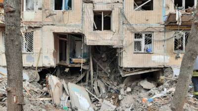Новый ракетный удар по жилмассиву Харькова: спасены 12 человек, информация о жертвах уточняется