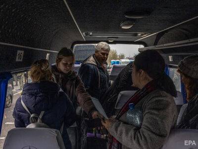 Эвакуацию жителей Мариуполя не из района "Азовстали" перенесли на 2 мая – горсовет