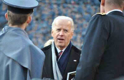 Joe Biden - Джо Байден - Байден пошутил над оскорбительной кричалкой про самого себя - ont.by - США - Белоруссия - штат Алабама