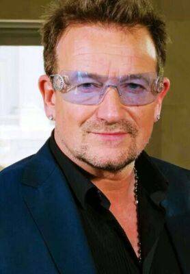 Лидер легендарной рок-группы U2 Боно выпускает свои мемуары