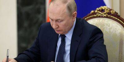 В РФ массово увольняются губернаторы из-за санкций — Reuters