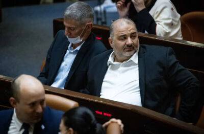 Коалиционный кризис в Израиле. Что решит шариатский суд?