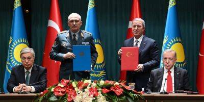 Для производства БПЛА. Турция и Казахстан договорились о военном сотрудничестве