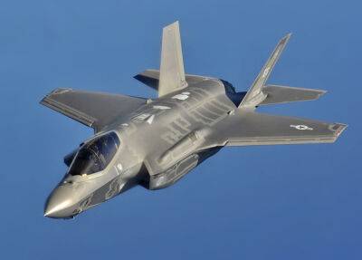 На бреющем полете: пилота F-35 ВВС Израиля оштрафовали на 500 шек за маневр в небе Гуш-Дана