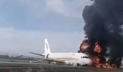 В Китае в аэропорту «вспыхнул как свечка» пассажирский самолет (ФОТО, ВИДЕО)