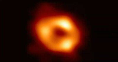 Родная черная дыра. Впервые в истории получен снимок Стрельца А* в центре Млечного Пути (фото)