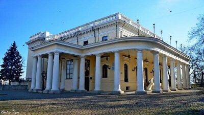 В Одессе в результате российского обстрела поврежден памятник архитектуры — Воронцовский дворец