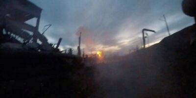 Ситуация на Азовстали: всю ночь продолжались обстрелы, оккупанты штурмуют завод на бронетехнике
