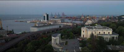 Оккупанты обстреляли жемчужину и гордость Одессы: видео последствий