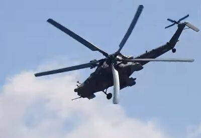 Разметало над полем: ВСУ метко попали в два вертолета оккупантов