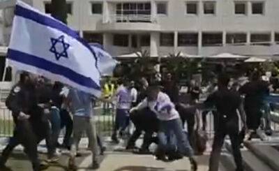 В «день накбы» в Тель-авивском университете произошла массовая драка