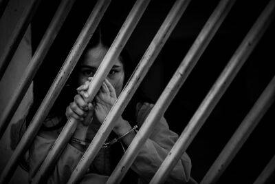 Будни путинской России: мать в тюрьме, дети в приюте