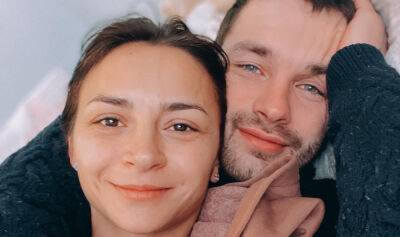 "Счастлива": семья Гвоздевой из "Танців з зірками" воссоединилась после долгой разлуки
