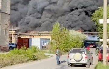 Крупный пожар в России: в Новосибирской области пылает химзавод - charter97.org - Россия - Белоруссия - Новосибирская обл.