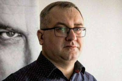 Издатель Андрей Янушкевич провел ночь в РУВД после обыска в книжном магазине