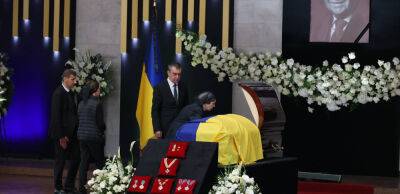 У Києві відбулося поховання першого президента України Леоніда Кравчука