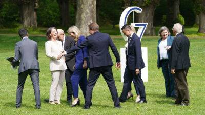 Министры финансов G7 планируют 15 млрд евро помощи Украине – СМИ