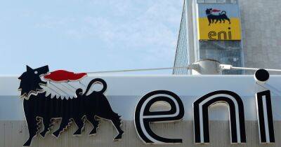 Один в евро, другой в рублях: итальянская компания Eni открывает счета в "Газпромбанке"